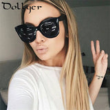 Dollger 2017 Hot Cat Eye Sunglasses For Women Brand Designer Fashion Glasses Female Summer Beach Oval Rivet Eyewear UV400 S0117